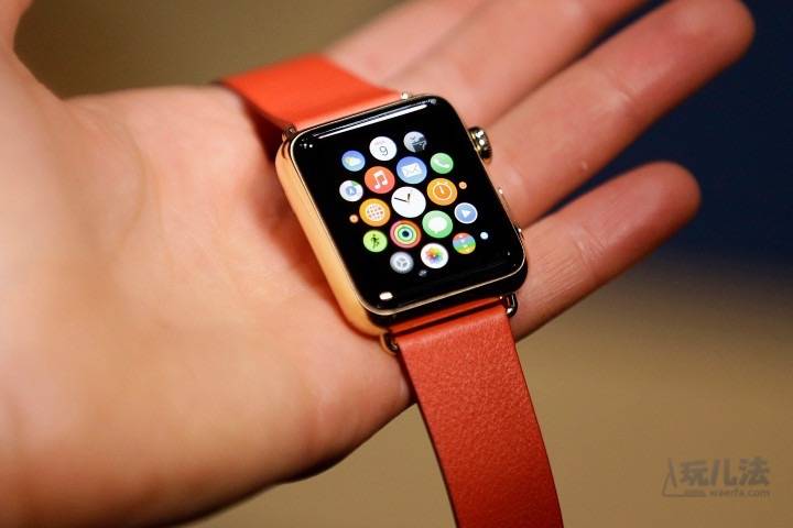 A woman holds the Apple Watch Edition during a demo following an Apple event Monday, March 9, 2015, in San Francisco. Make calls, read email, control music, manage Instagram photos, keep up with your workout, pay for groceries, open your hotel room door. CEO Tim Cook says you can do it all from your wrist with Apple Watch — for 18 hours a day. That's how long the battery will last on an average day. (AP Photo/Eric Risberg)